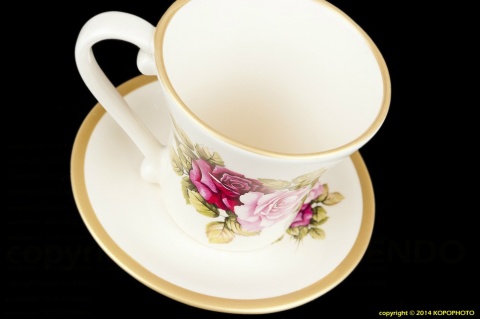 FILIŻANKA SPODEK RÓŻA MIEROSZÓW MAJA CERAMIKA