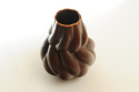 Mały wazon ceramiczny w kolorze brązowym
