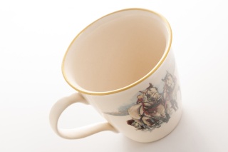 Kubek z motywem konia do herbaty lub kawy z Mieroszowa