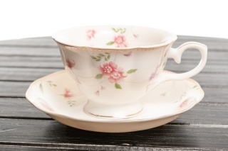 Serwis kawowy idealny na prezent ślubny lub urodzinowy