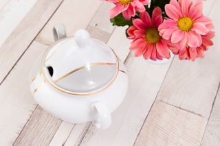 CUKIERNICA TRIO MIEROSZÓW POPIEL-BIAŁA Z USZAMI