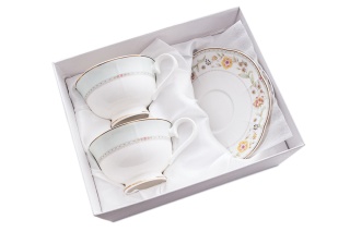 Eksluzywne 2 filiżanki w prezentowym pudełku