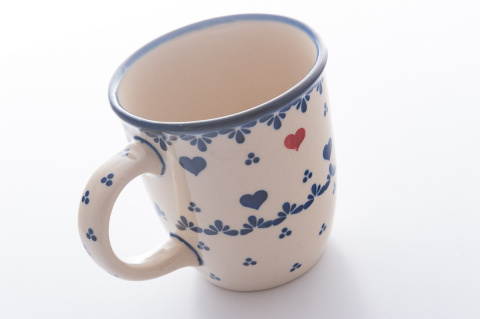 Kubek z ceramiki Bolesławiec oryginalny serduszka