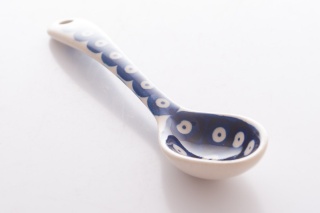 Mała łyżeczka do herbaty z Bolesławc klasyczne koła