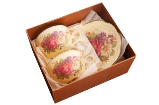 Komplet dwóch filiżanek z cieniutkiej porcelany