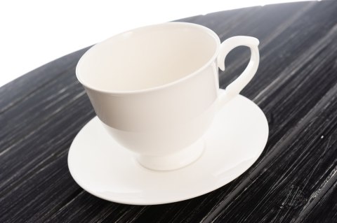 Wysokiej jakości biała filiżanka ze spodkiem porcelanowa