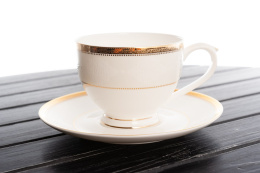 Eksluzywne 2 filiżanki w prezentowym pudełku złote