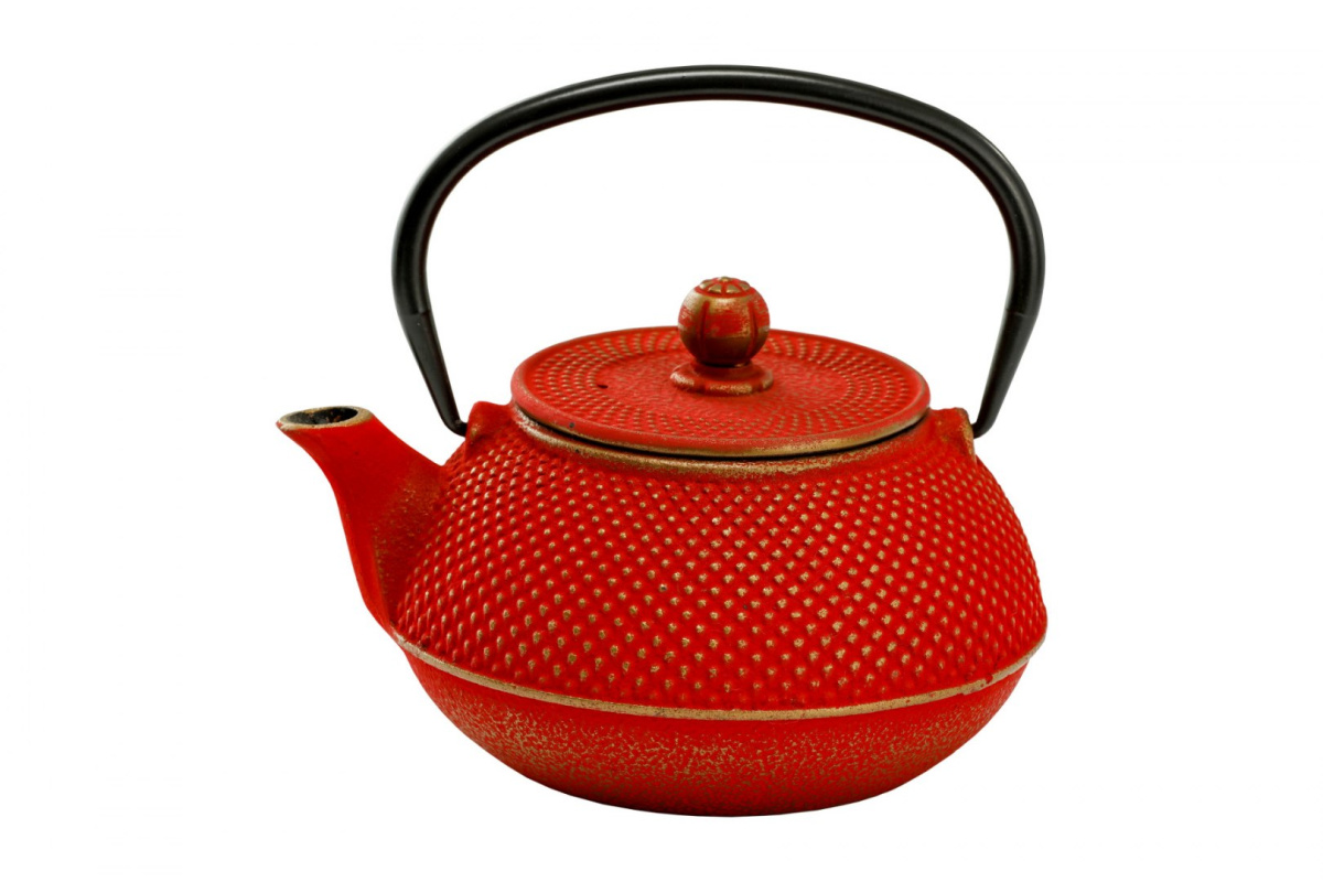 Dzbanek żeliwny do parzenia herbaty w kolorze czerwonym
