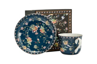 Filiżanka porcelanowa granatowa w kwiaty ze spodkiem