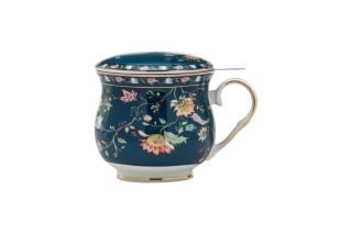 Kubek granatowy z motywem kwiatowym z sitkiem do parzenia herbaty i ziół