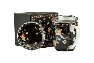 Kubek czarny z motywem kwiatowym z sitkiem doparzenia herbaty i ziół