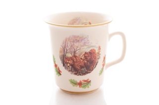 Kubek z Mieroszowa z motywem niedźwiedzia ceramiczny