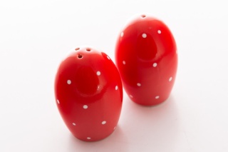 Solniczka i pieprzniczka ceramiczna z Mieroszowa