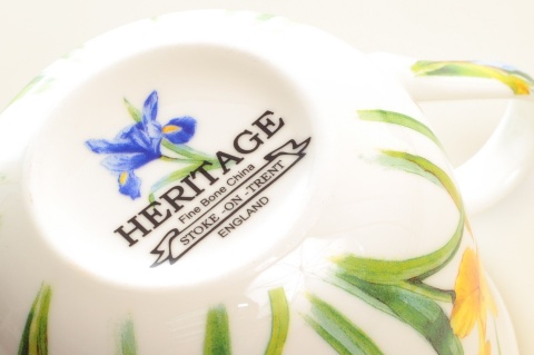 Duża filiżanka porcelanowa angielska jumbo kwiaty