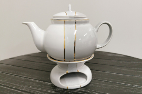 Dzbanek do parzenia herbaty z podgrzewaczem Trio Mieroszów