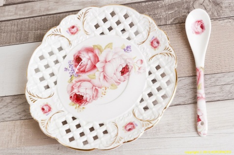 2 FILIŻANKI DO KAWY HERBATY FILIŻANKA Z PORCELANY