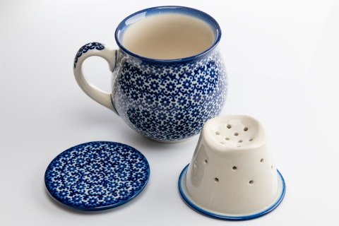 Kubek z sitkiem z ceramiki Bolesławiec marokański