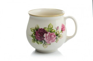 Kubek z Mieroszowa w kształcie baniastym z różami