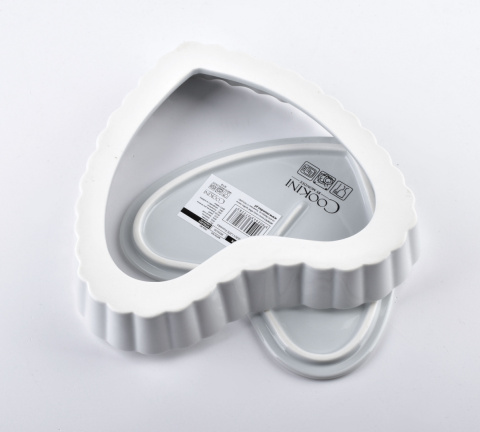 Porcelanowa foremka do pieczenia w kształcie serca