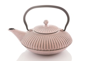 DZBANEK ŻELIWNY Z SITKIEM ZAPARZACZEM DO HERBATY