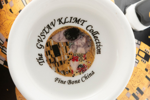 Komplet 2 filiżanki w pudełku Klimt Pocałunek Queen Isabell