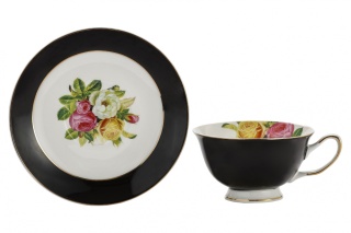 Zestaw filiżanka czarna do kawy ze spodkiem róże na prezent