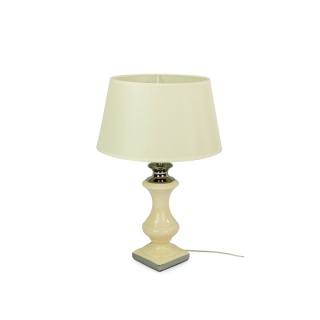 Elegancka lampa z kloszem ecru do pokoju sypialni stojąca