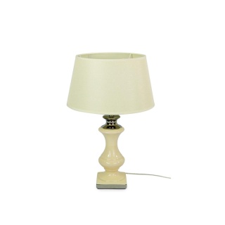 Elegancka lampa z kloszem ecru do pokoju sypialni stojąca