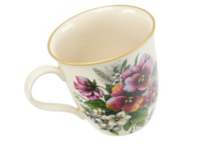 Kubek z bratkami do herbaty z Mieroszowa