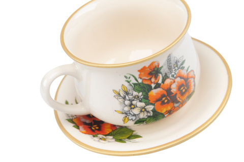 Filiżanka na spodku bratki kolekcja Mieroszów