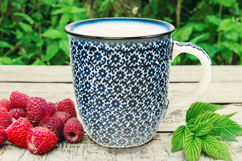 Kubek z ceramiki Bolesławieckiej oryginalny wzór