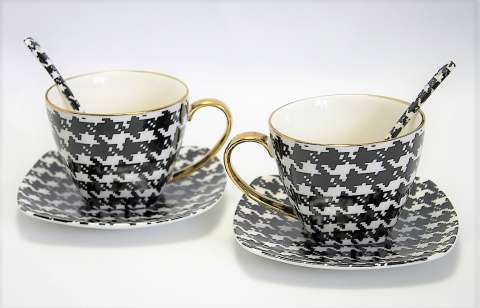 Zestaw 2 filiżanki w pudełku Queen Isabell łyżeczki pepitka