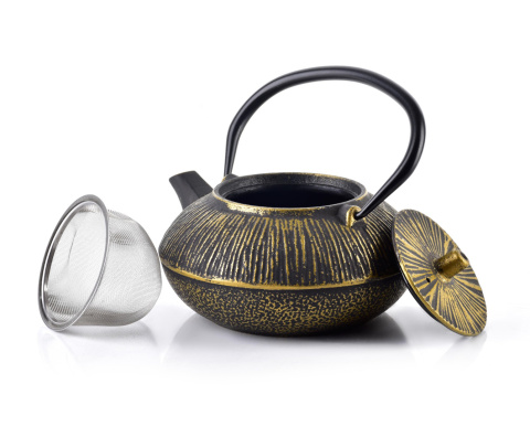 Dzbanek żeliwny do parzenia herbaty paski z sitkiem Alor