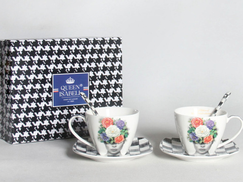 Zestaw 2 filiżanki w pudełku Queen Isabell łyżeczki floral