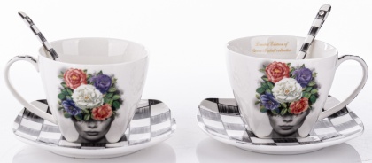 Zestaw 2 filiżanki w pudełku Queen Isabell łyżeczki floral