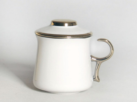 Zestaw kubek zaparzacz sitko do herbaty gold Queen Isabell