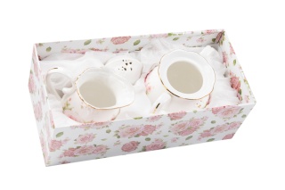 Cukiernica z mlecznikiem na prezent róże do kawy herbaty