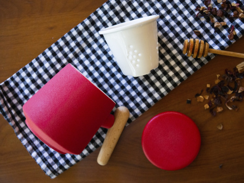 Komplet kubek z zaparzaczem do herbaty ceramika czerwony