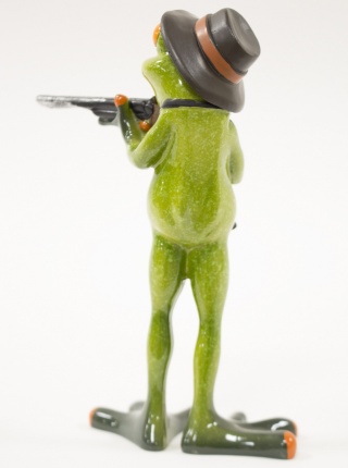 Dekoracyjna figurka na biurko żaba myśliwy na prezent