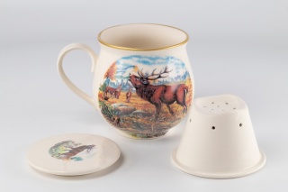 Kubek z Mieroszowa w kształcie baniastym jeleń
