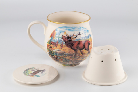 Kubek z Mieroszowa w kształcie baniastym jeleń