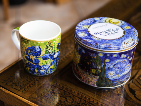 Duży kubek w puszce do herbaty Van Gogh Irysy Carmani