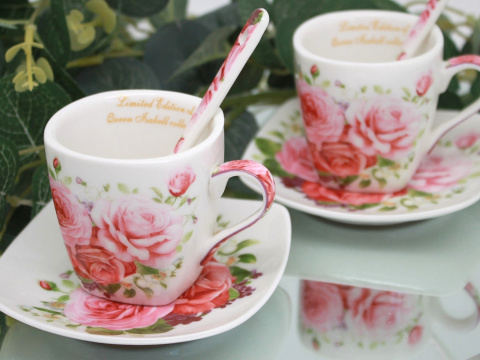 Filiżanki do espresso 2 szt łyżeczki Queen Isabell róże