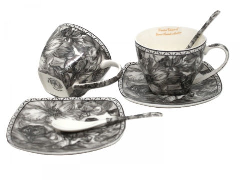 Filiżanki dla dwojga w pudełku Queen Isabell łyżeczki róże