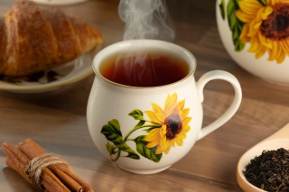 Kubek z Mieroszowa baniasty słoneczniki beczułka