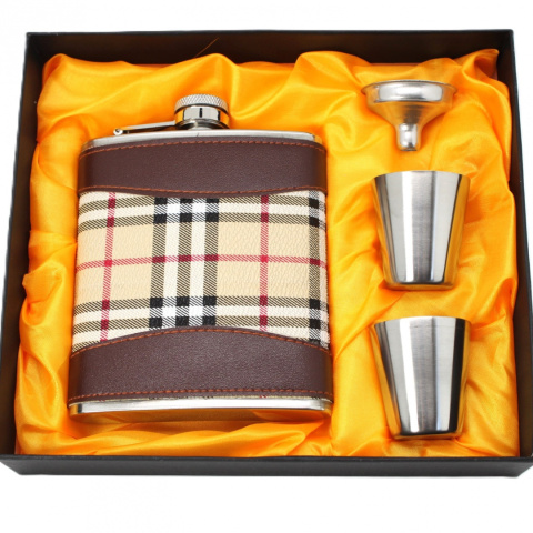 Piersiówka stalowa z kieliszkami pudełko zestaw na urodziny