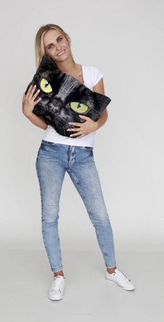 Poduszka dekoracyjna z wypełnieniem Nero kot czarny 45x30cm