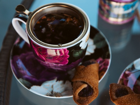 Filiżanki ze spodkami Carmani prezent floral 2 szt do kawy