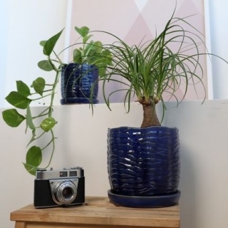 Donica niebieska z podstawką doniczka ceramiczna ogrodowa