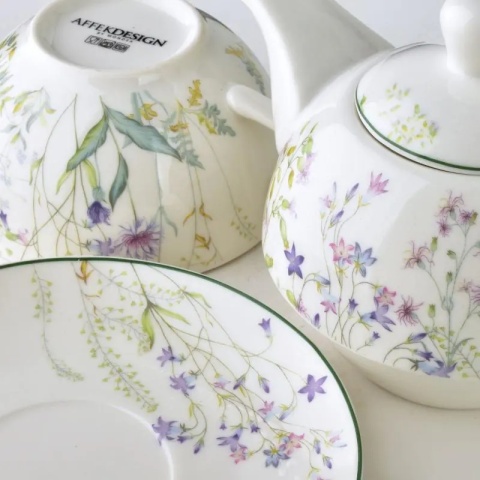 Filiżanka dzbanuszek komplet tea for one Faccia biały w kwiaty czajniczek porcelana